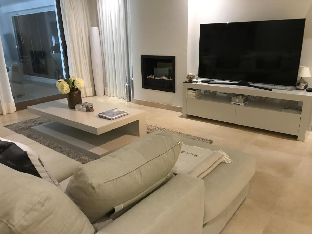 Luxe In De Cortesin D38 Apartment