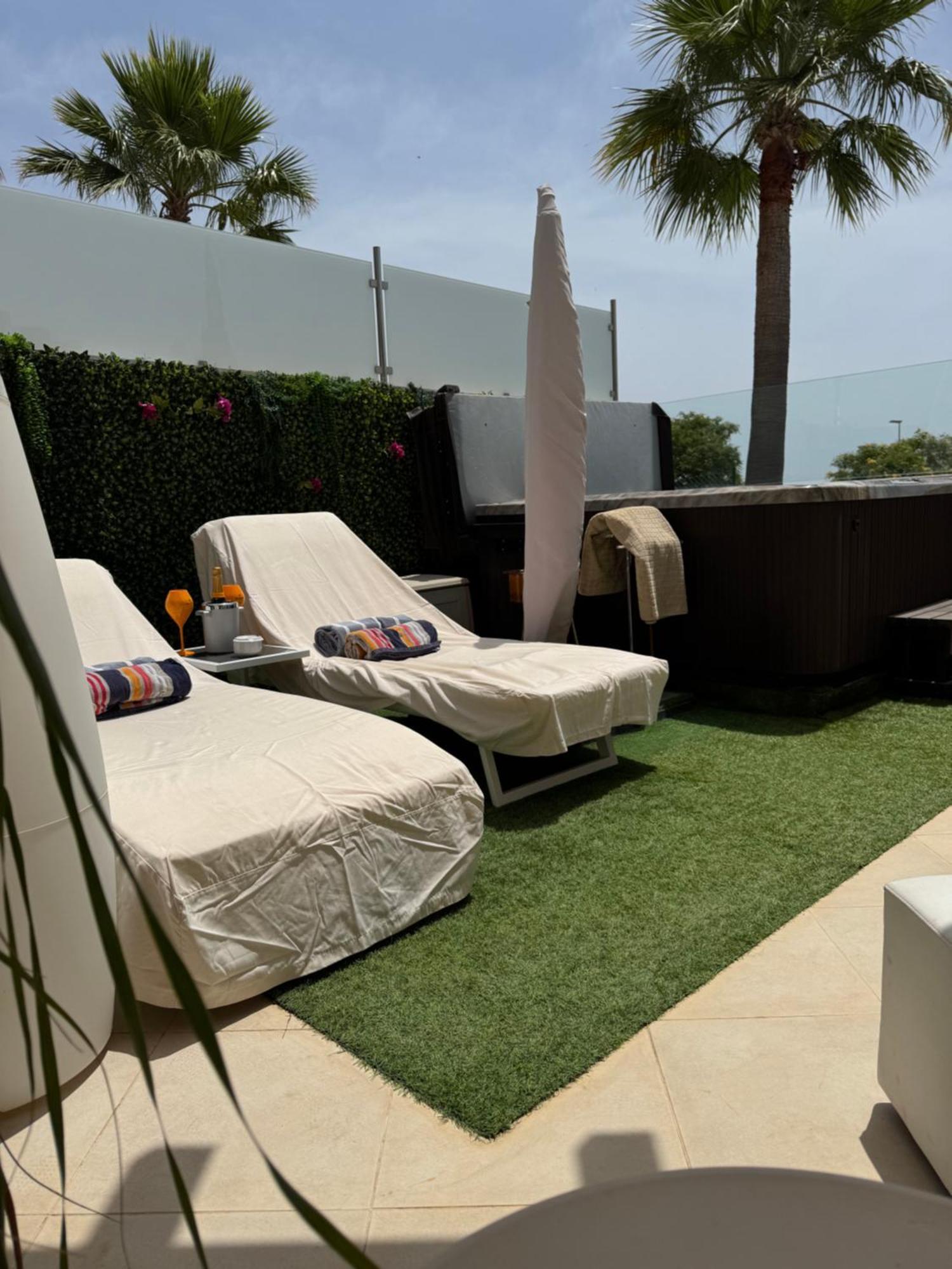 Luxe In De Cortesin D38
